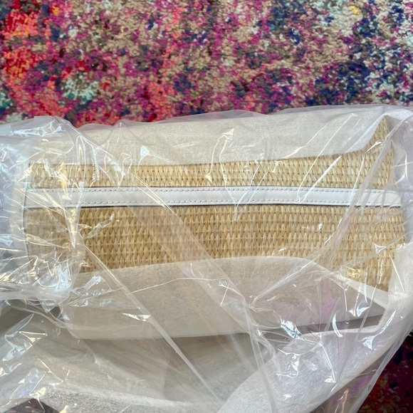 Kate Spade Picnic in the Park Small Tote NWT - Picture 7 of 9